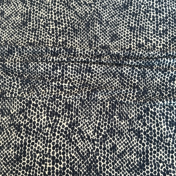 Vince Camuto Blue/White Sheath Maxi Dress V-Neck Sleeveless - Picture 6 of 6